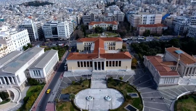 ΤΟ ΕΚΠΑ ΣΤΗΝ ΠΟΛΗ: «Λόγος και Γνώση στην Πόλη του 21ου αιώνα» – Η διεθνούς φήμης Βρετανίδα πεζογράφος Victoria Hislop μιλά για τα «Παράξενα μέρη – δύσκολες ημέρες: Μία πηγή έμπνευσης από την Ελλάδα» [19/5/2026]